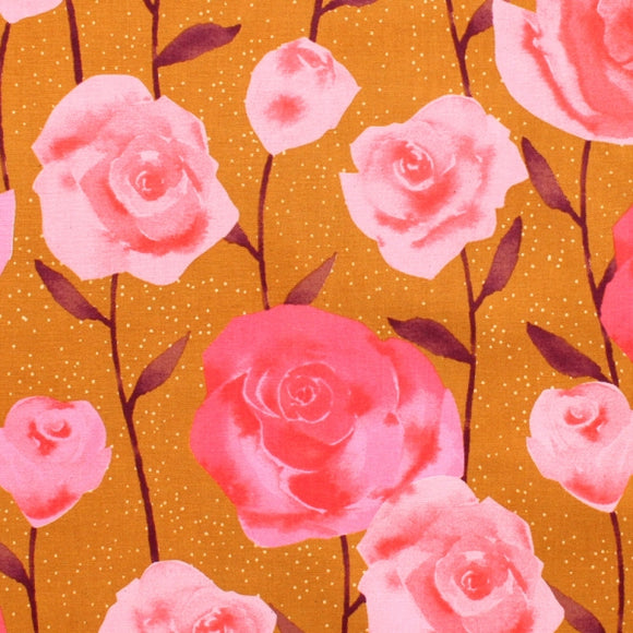 Firelight Roses i farven Caramel af Sarah Watts, Cotton + Steel Collaborative