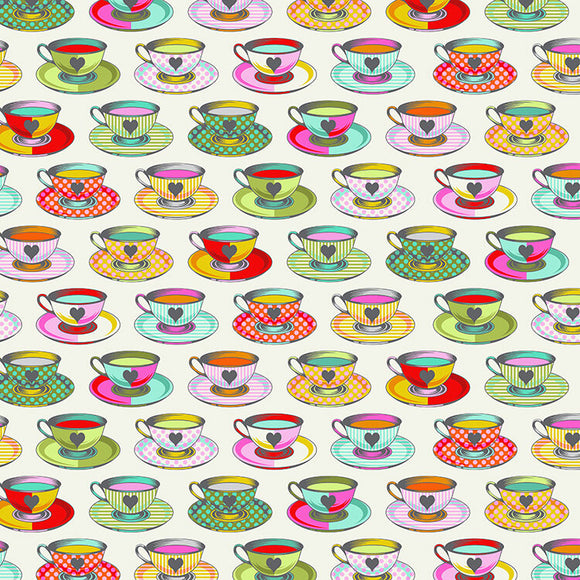 Teatime  i farven Sugar fra kollektionen Curiouser & Curiouser af Tula Pink