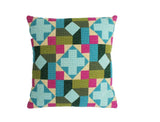 Blue Patch broderi pude kit af OOE Embroidery