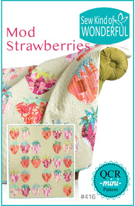 Mod Strawberries quilt fra Sew Kind of Wonderful