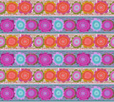 Line Dance in Bouquet fra kollektionen Perennial Borders fra Anna Maria Textiles