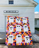 Ghost Party Quilt af Wollypetals