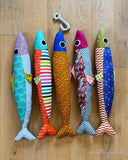 Sardine Pillow str. 24" & 36" af Wollypetals