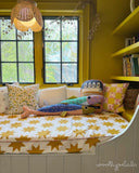 Sardine Pillow str. 24" & 36" af Wollypetals